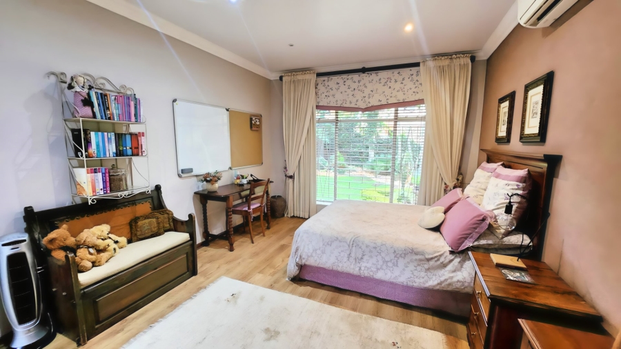 5 Bedroom Property for Sale in Doringkruin North West
